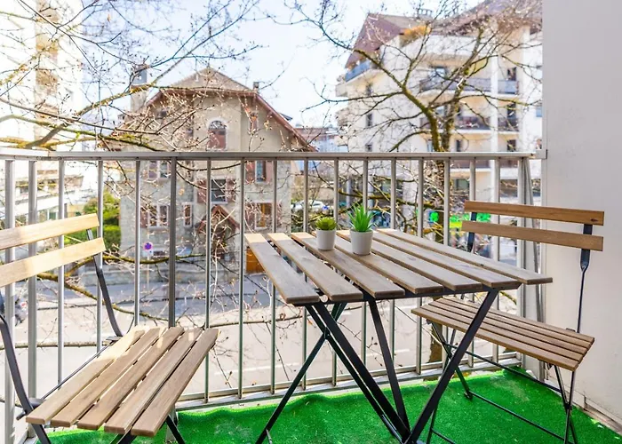 Annecy Centre- Le Genepi -